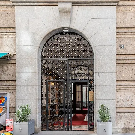 High-class Porta Venezia Flat Via Salvini Apartman Milánó